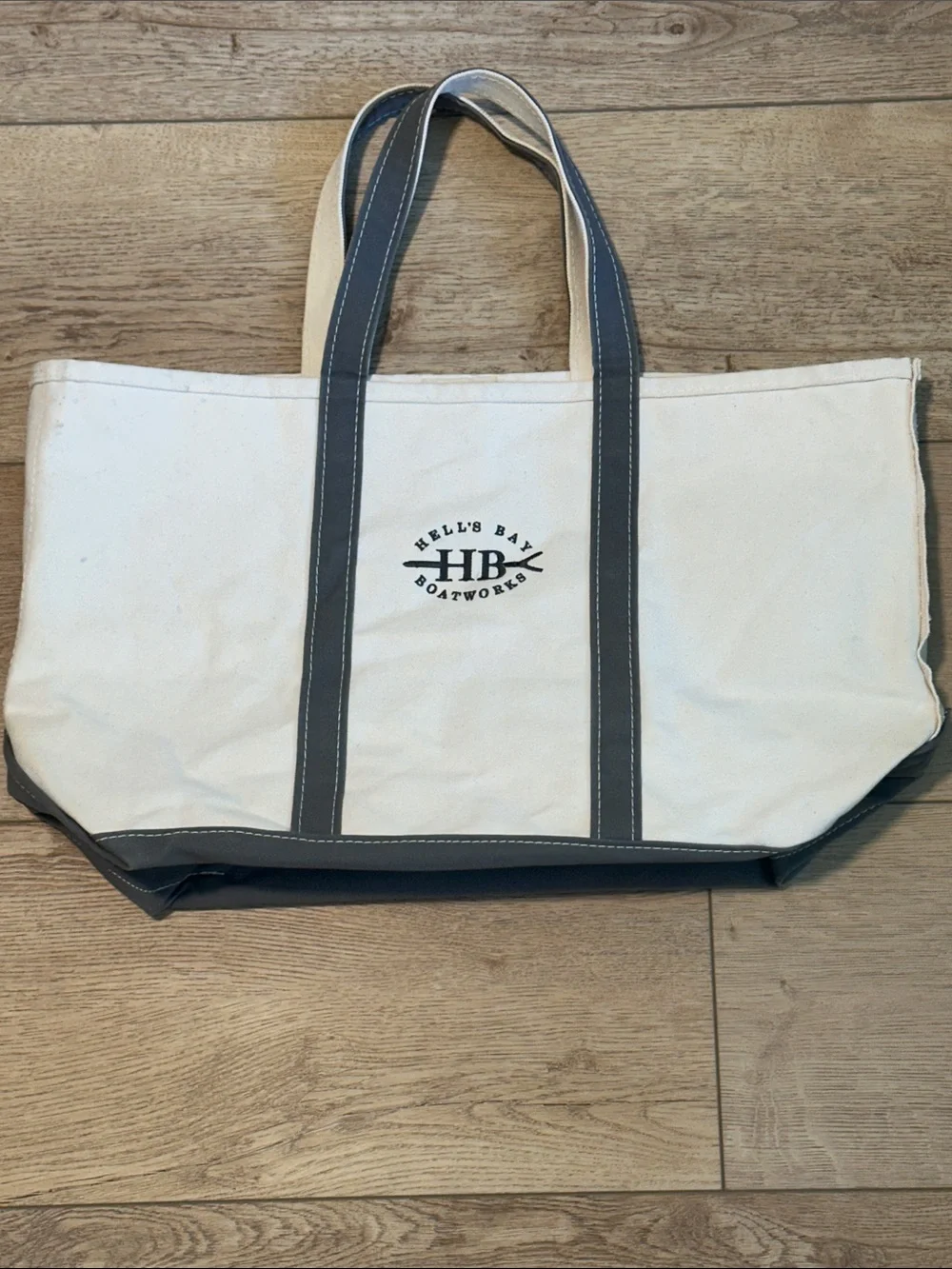 L.L.Bean Boat and Tote Large Canvas Tote Bag Gray Trim Hell’s Bay Boatworks USA - Picture 1 of 7